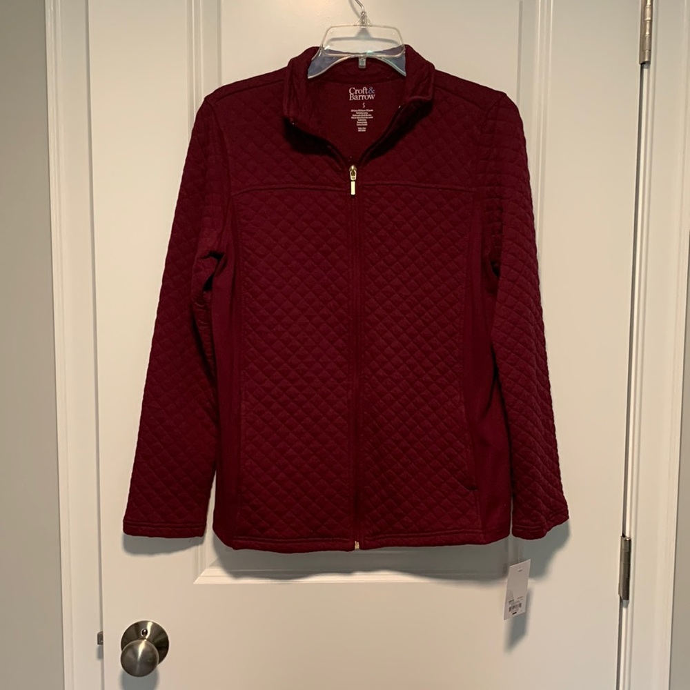 NWT Croft & Barrow maroon small quilted jacket
